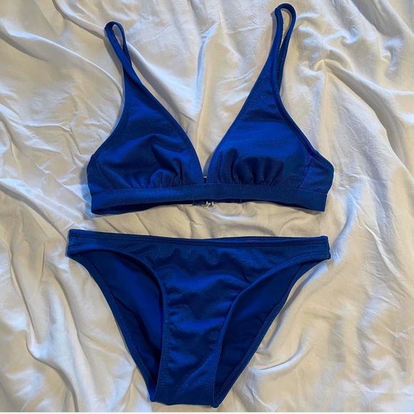 Blue Bikini 💙 - Picture 1 of 4